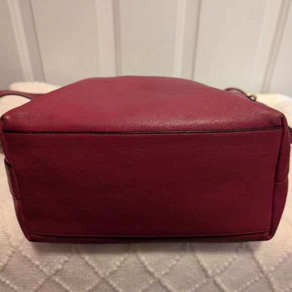 Coach legacy duffel burgundy Red Leather Shoulder strap converts to crossbody - Picture 7 of 15